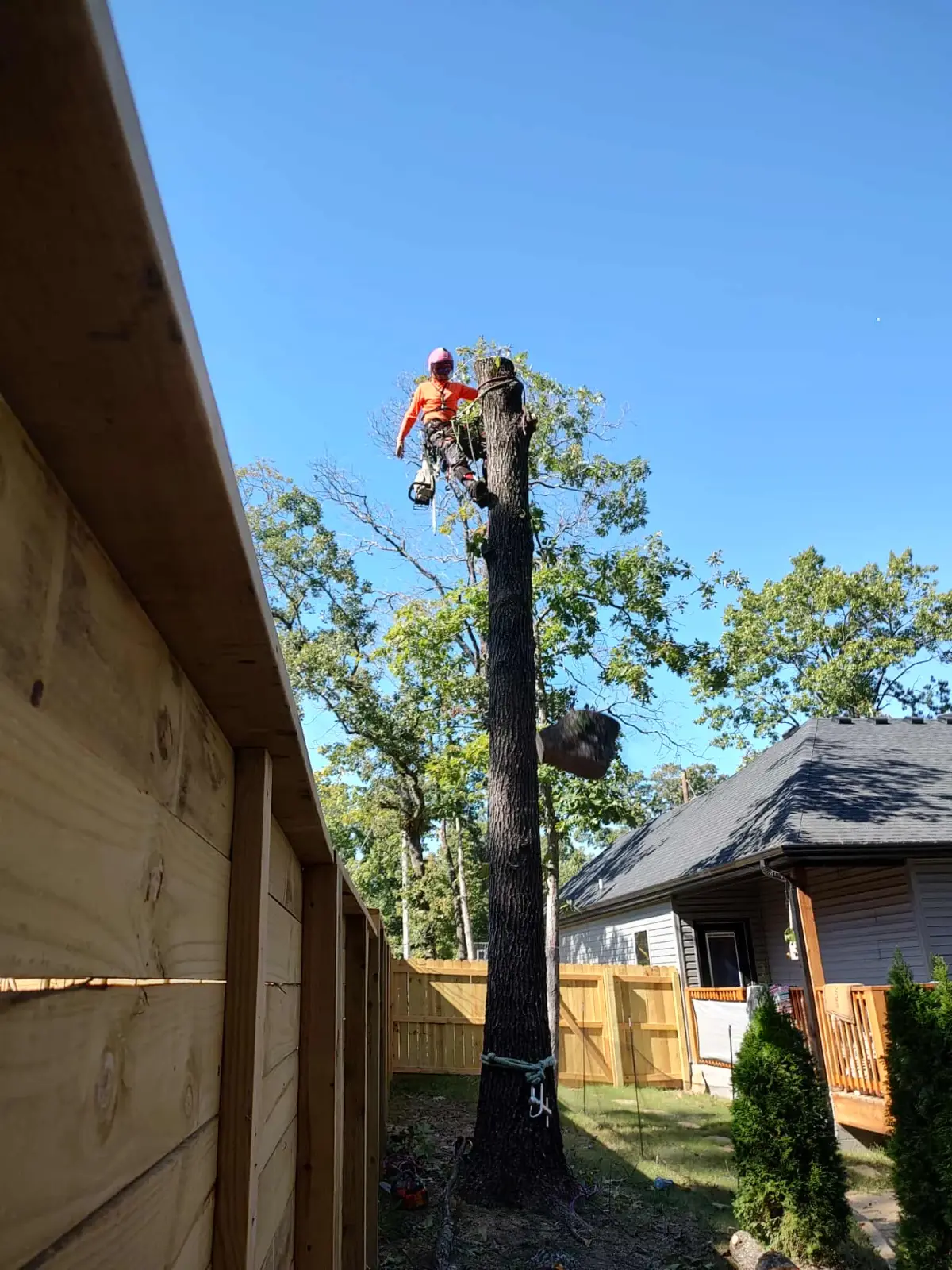 Emergency storm cleanup in Fort Smith